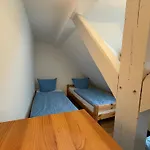 Inselglueck Unter Reet 100 M Zum - Haus 3 Karlshagen