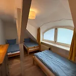 Inselglueck Unter Reet 100 M Zum - Haus 3 Karlshagen