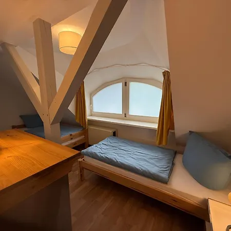 Inselglueck Unter Reet 100 M Zum - Haus 3 Karlshagen